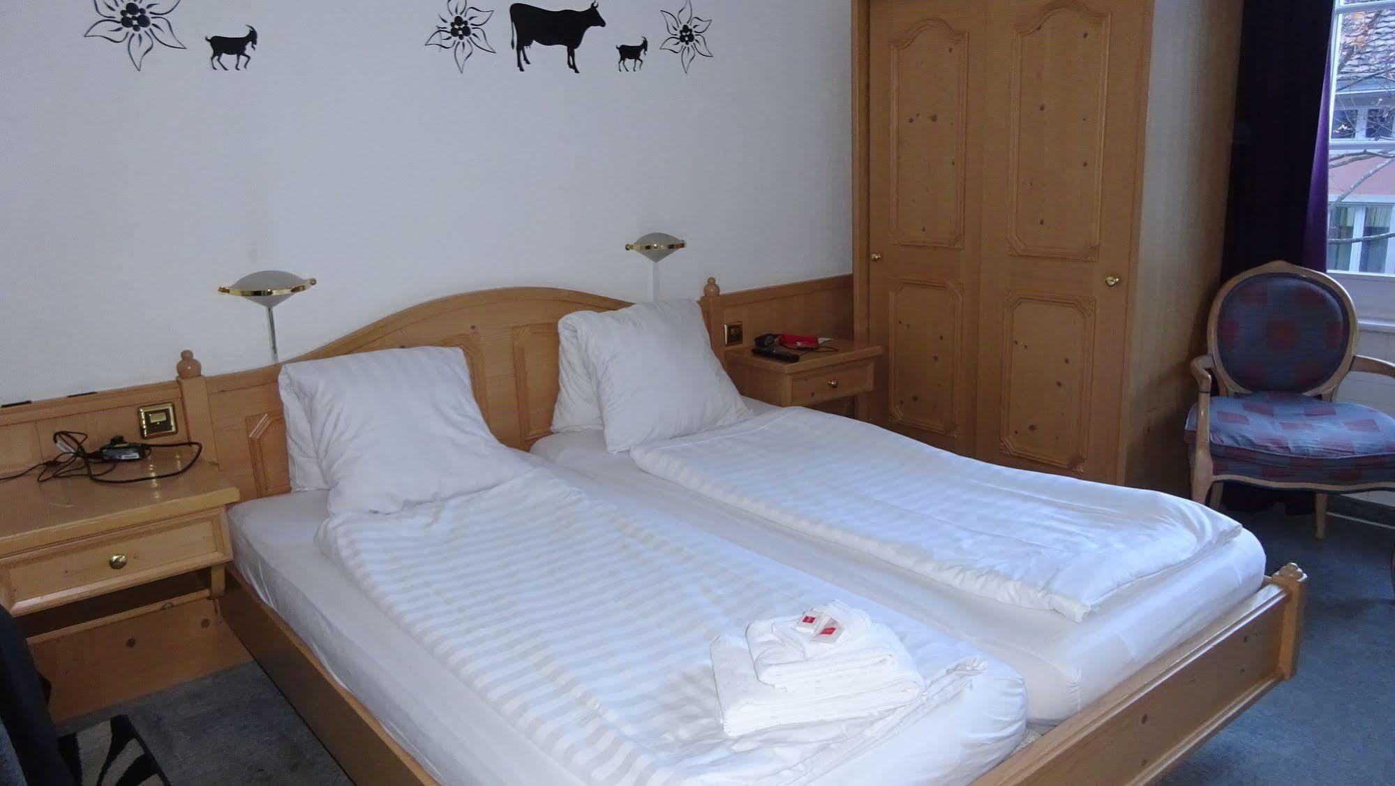 Zunfthaus Zur Rebleuten Chur Ngoại thất bức ảnh